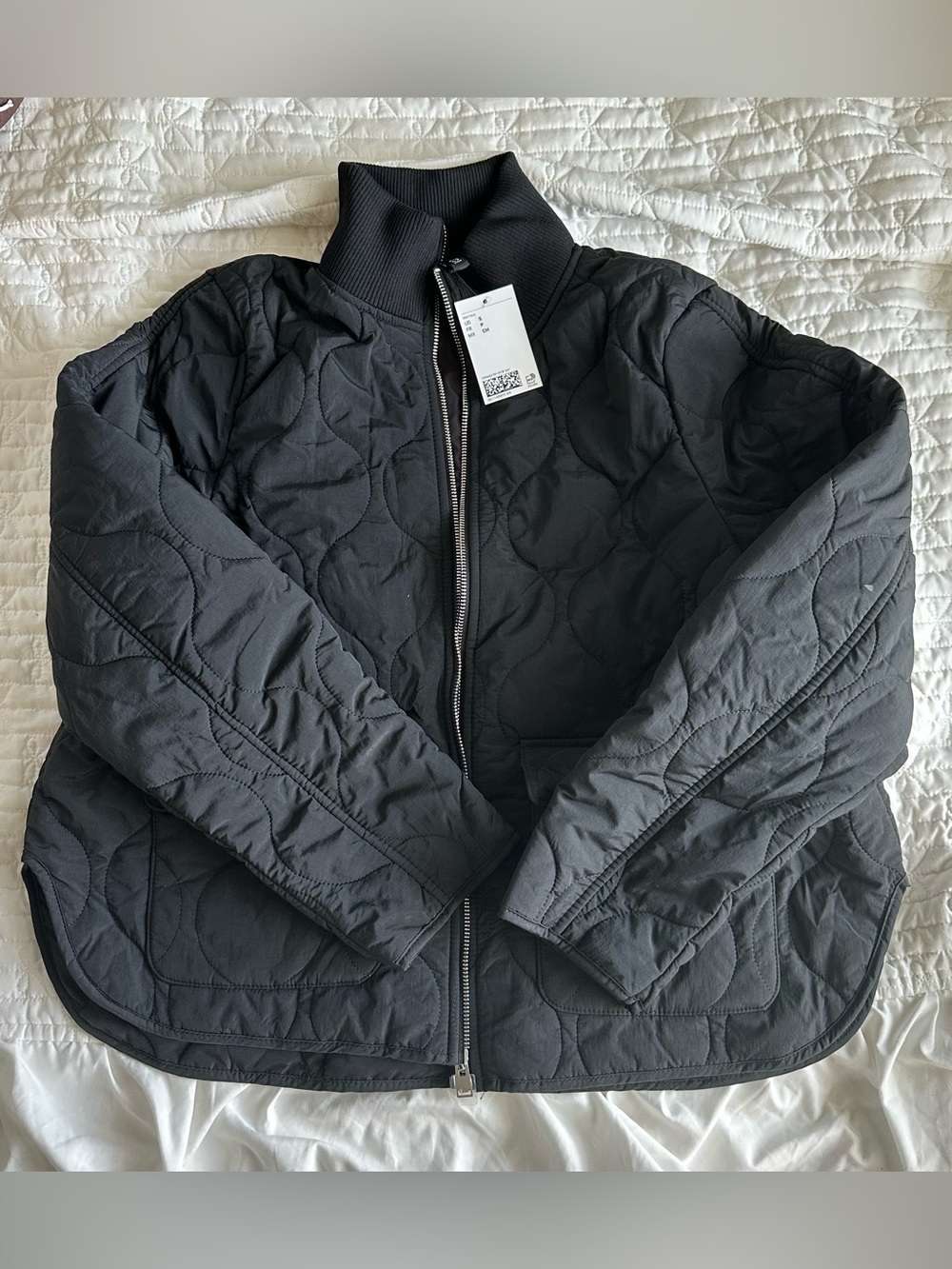 H&M Quilted Puffer Jacket – Black (NWT)
